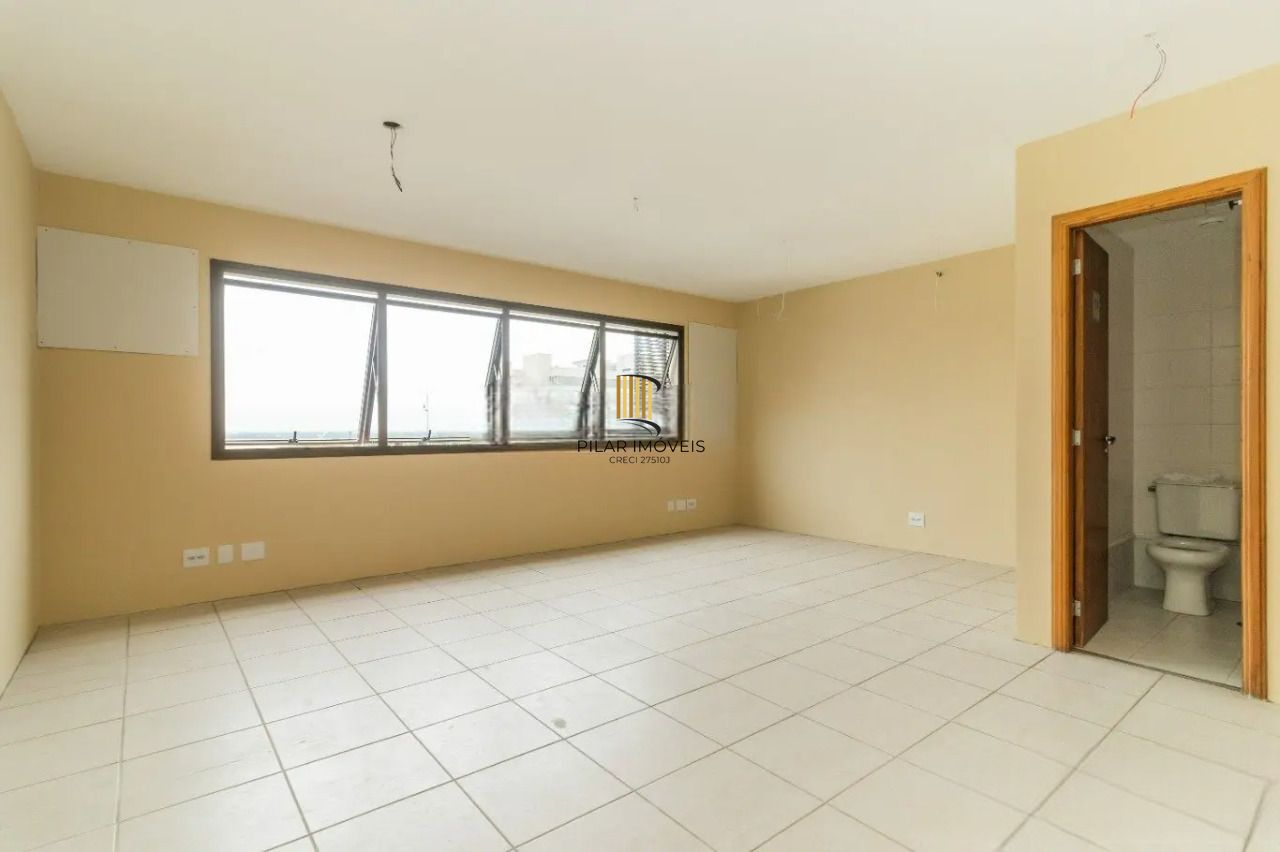 Sala Comercial 1 dormitório no bairro Praia de Belas