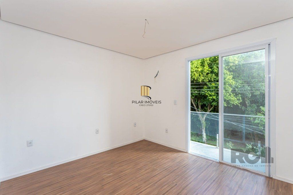 Casa Sobrado NOVO de 3 dormitórios 2 vagas