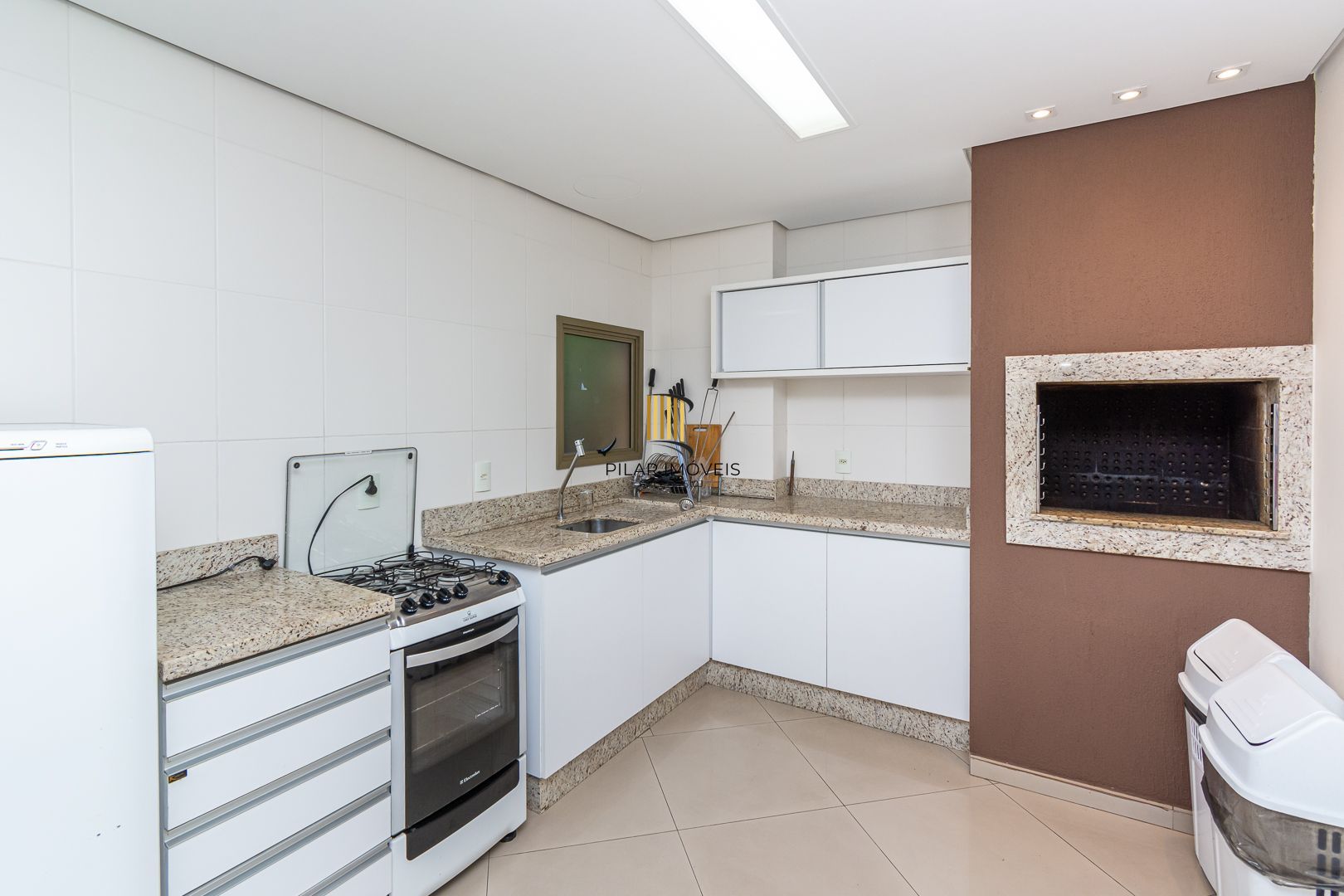 Apartamento 2D Mobiliado