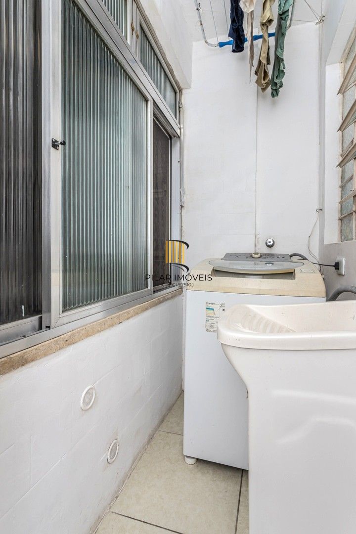 Apartamento no Centro de 2 dormitórios e vaga