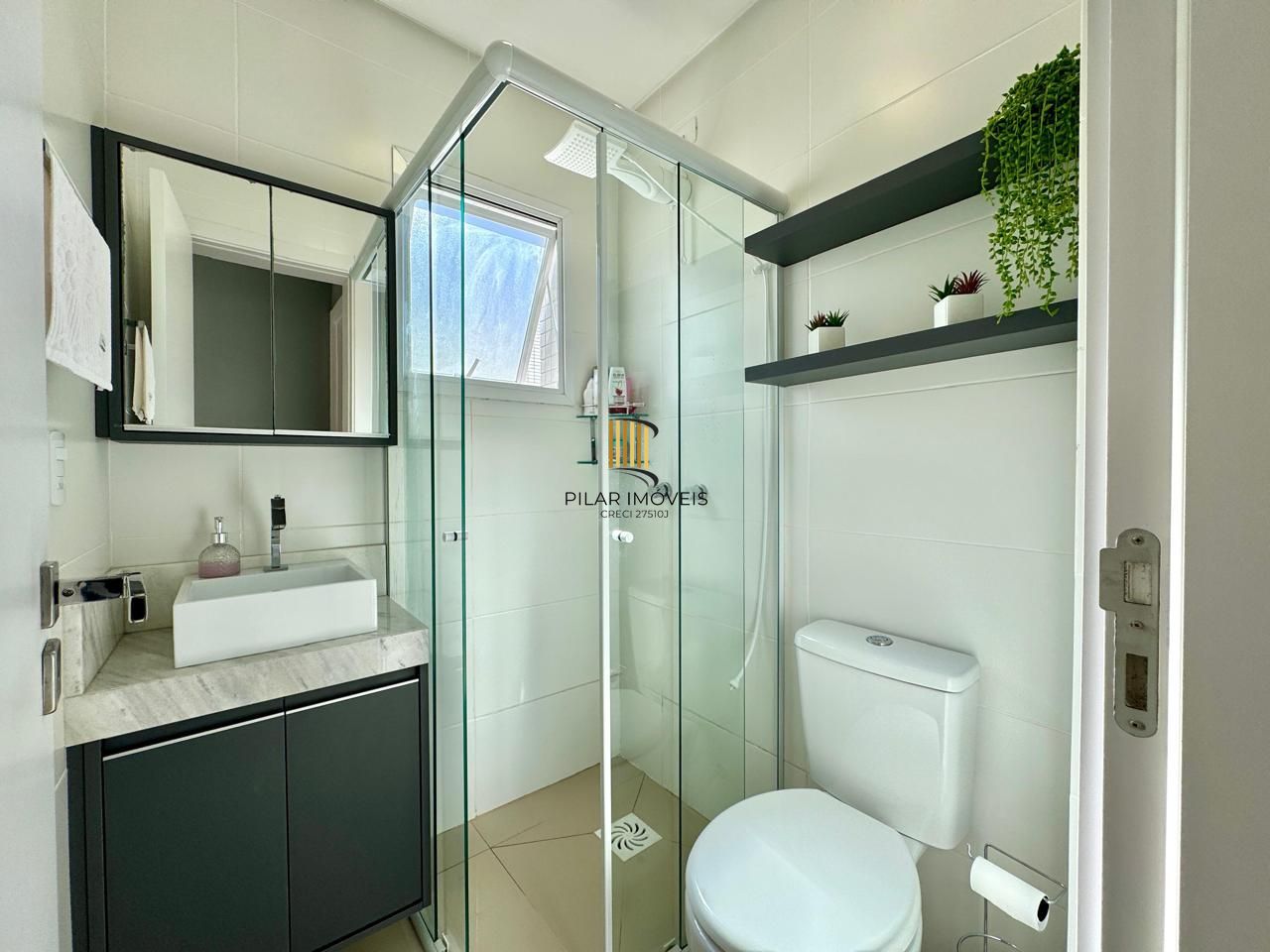 Apartamento de 1 dormitório e vaga em Capão