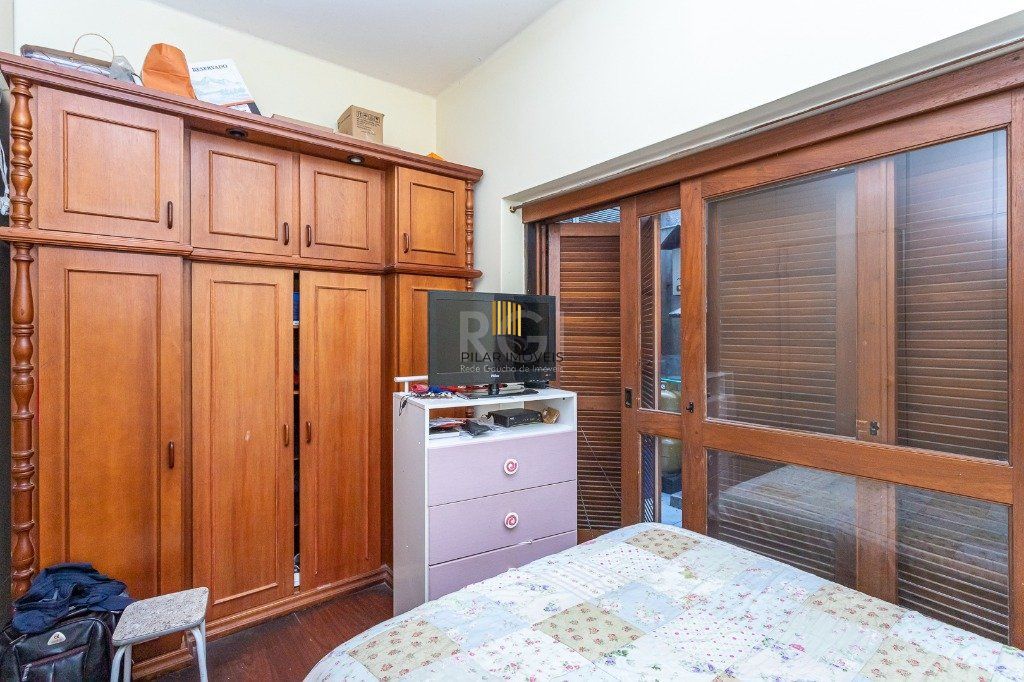 Casa para Venda - 272m², 3 dormitórios, 2 vagas - Santa Cecília