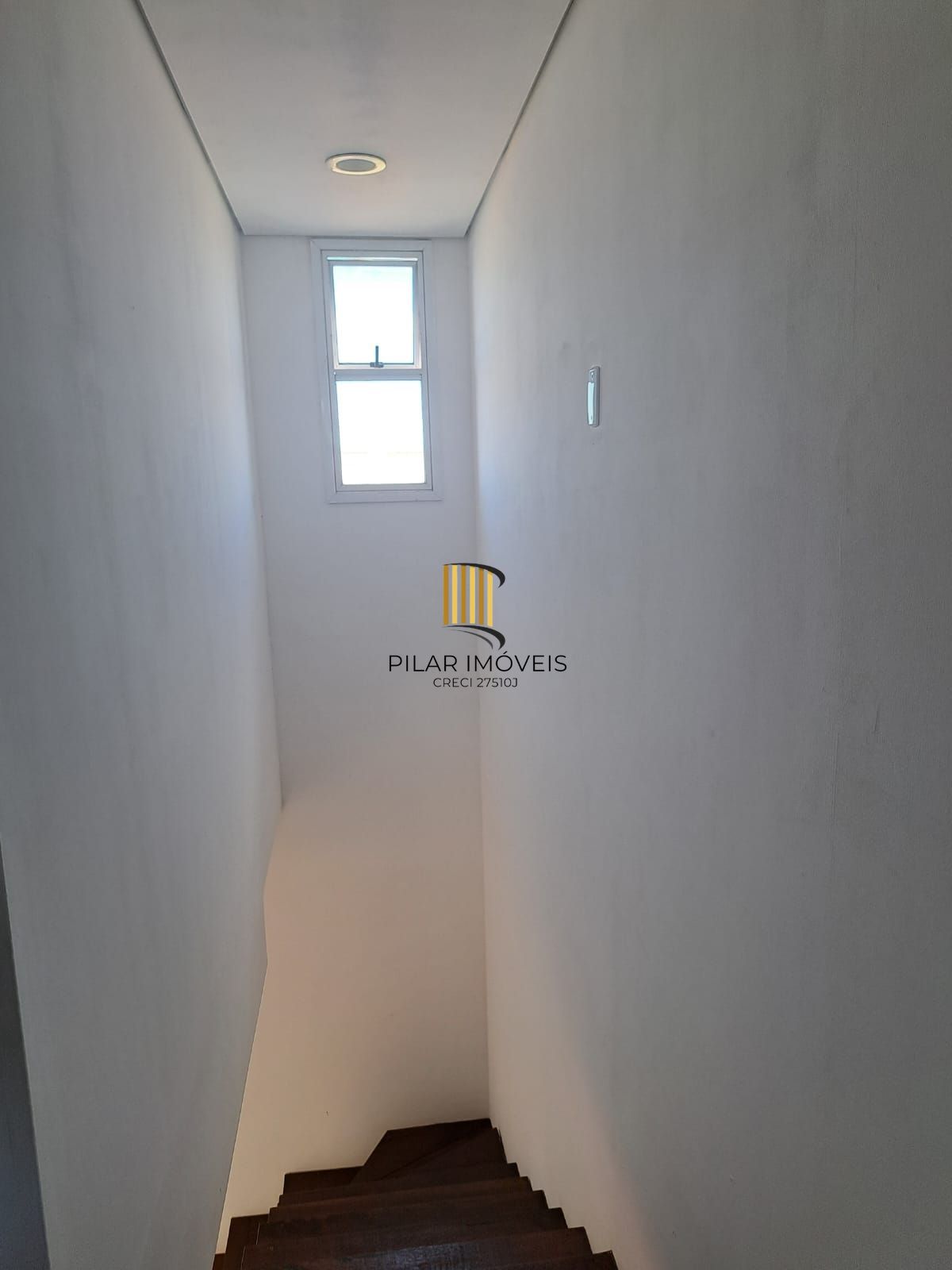 Sobrado 2 dormitórios no bairro Morada Gaúcha