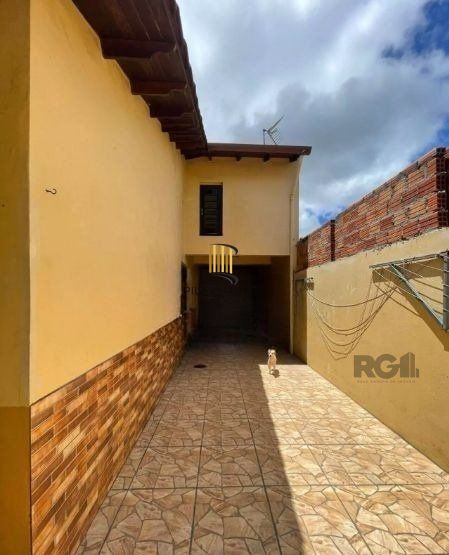 Casa 4 Dormitório(s) Bairro Vila Márcia