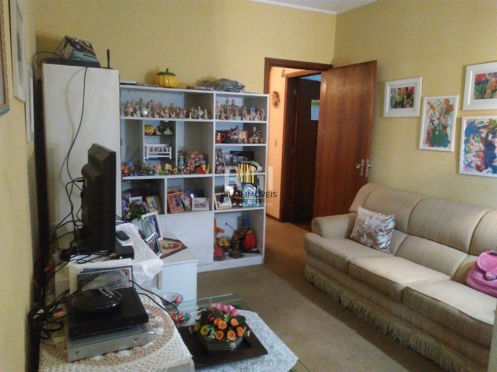Casa para Venda - 340m², 4 dormitórios, sendo 2 suites, 3 vagas - Jardim Lindóia