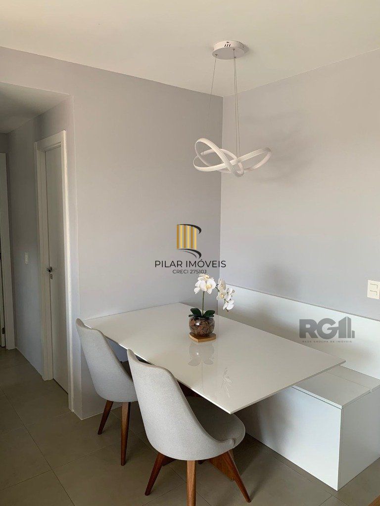 Apartamento no Jardim Lindóia de 2 dormitórios vaga e infra