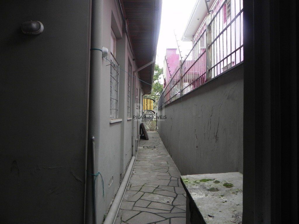 Casa Comercial para Venda - 220m², 0 dormitórios, Menino Deus