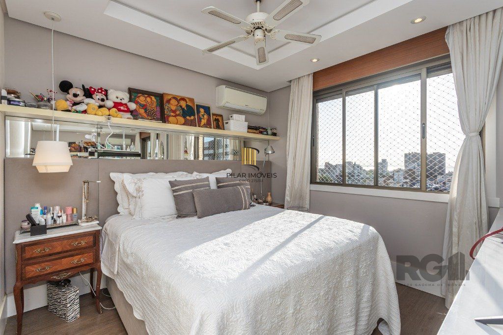 Apartamento 3 dormitórios no bairro Menino Deus