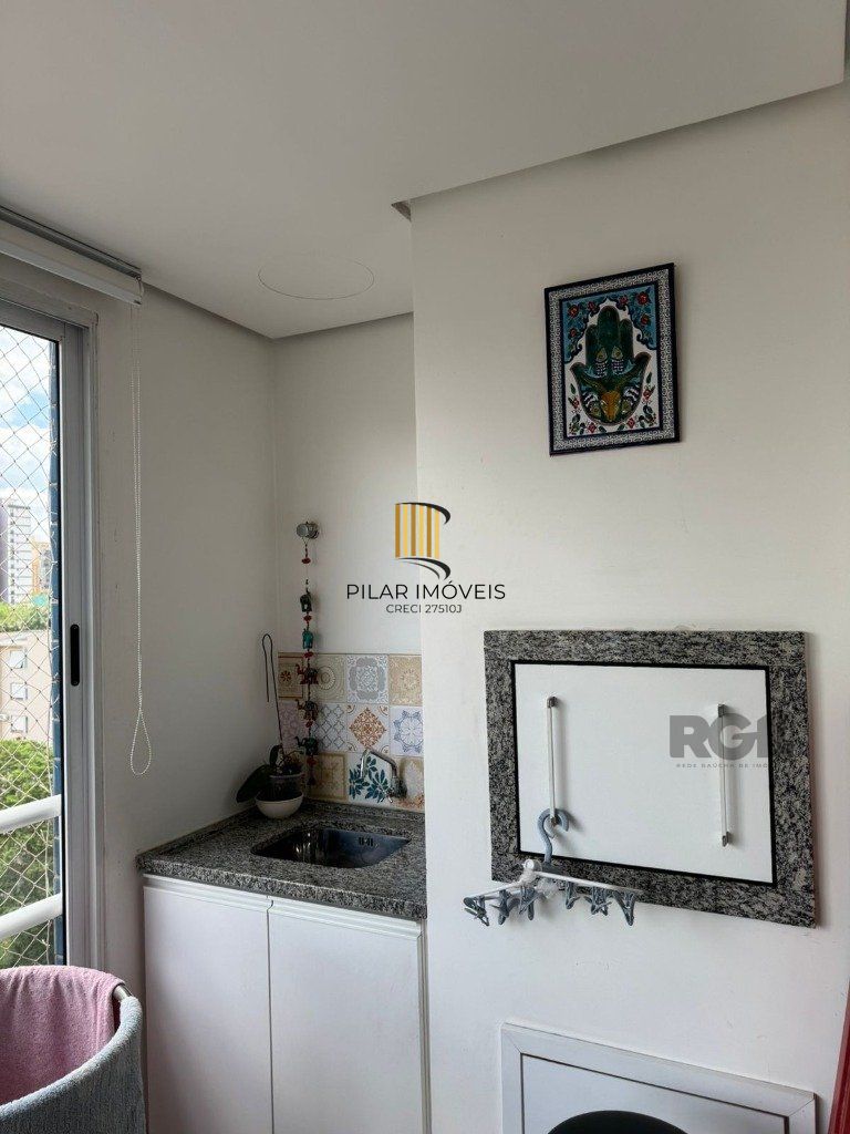 Apartamento 2 dormitórios no bairro Pátria Nova