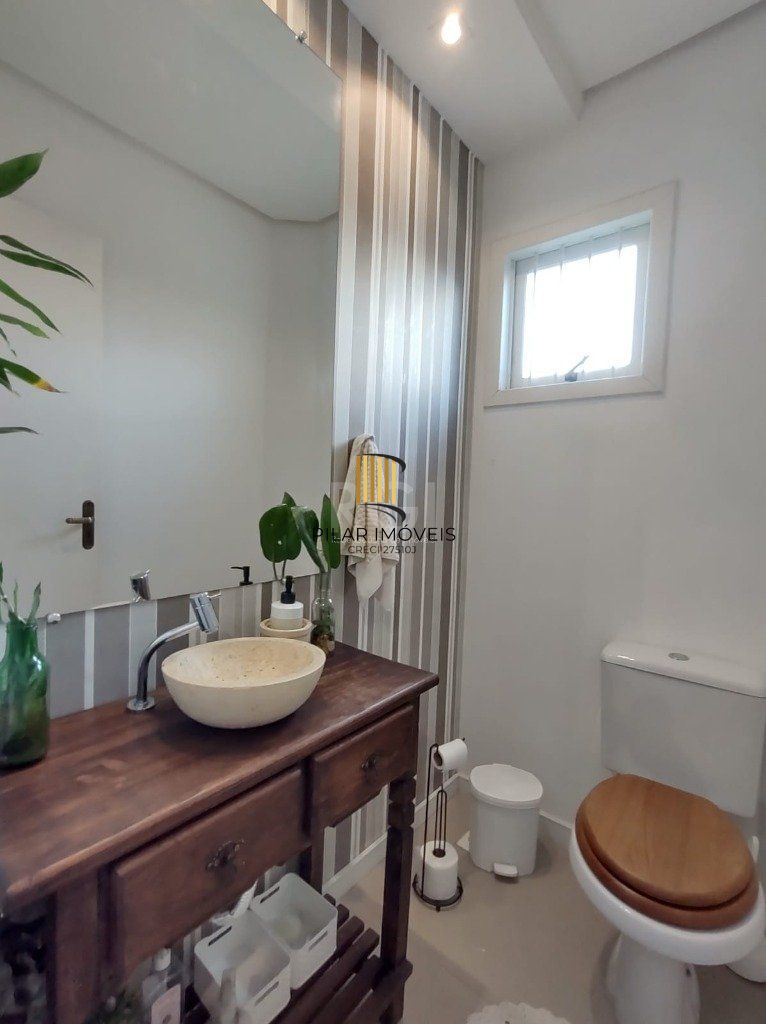 Casa 3 Dormitório(s) Bairro São José