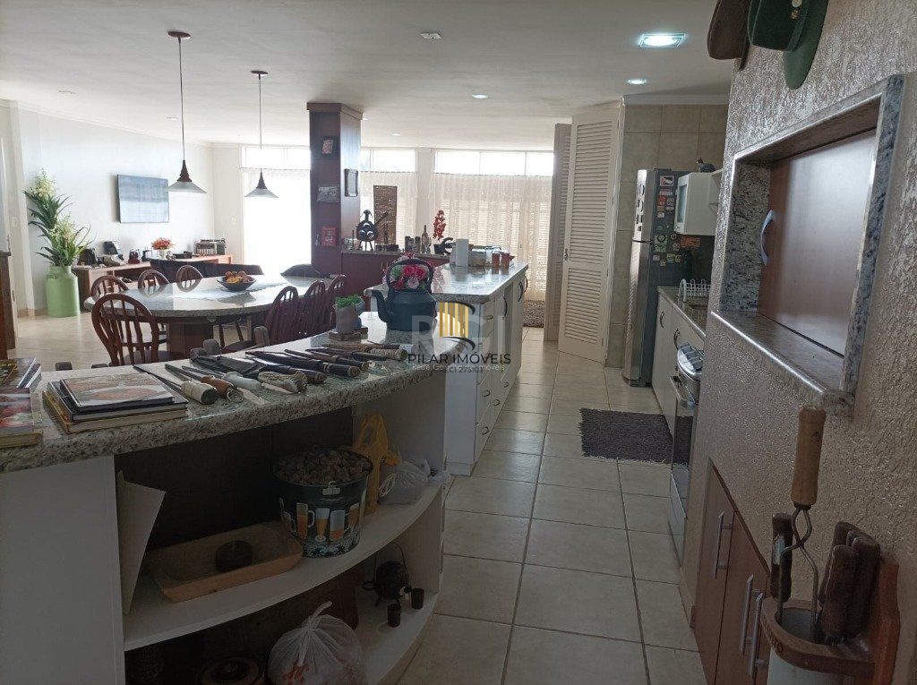 Casa para Venda 3 dormitórios 2 vagas - Capão Novo