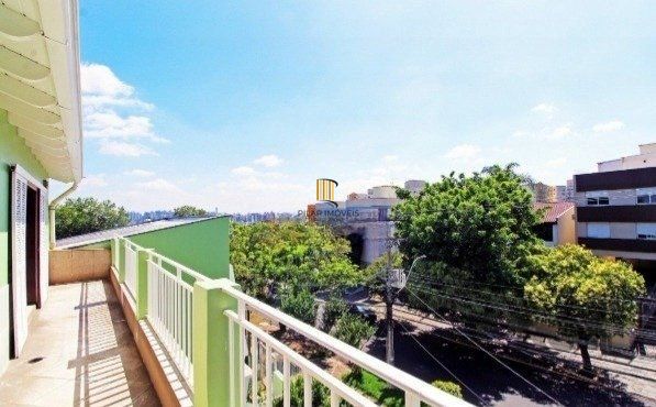 Cobertura no bairro Santo Antônio de 4 dormitórios e 2 vagas Desocupada