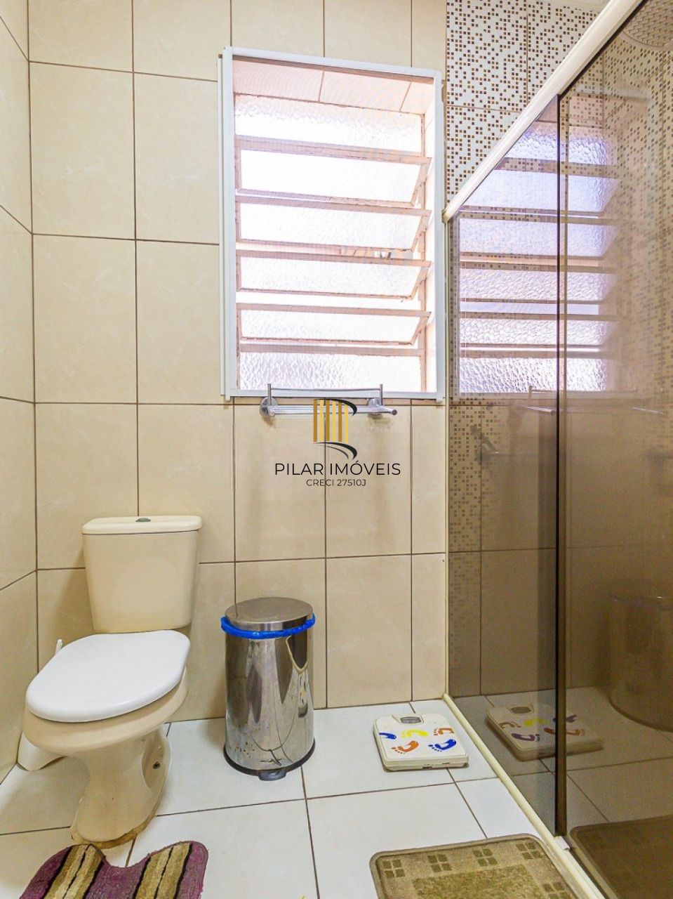 Sobrado 4 dormitórios no bairro Farroupilha