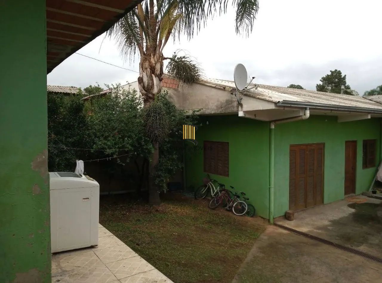 Casa 4 dormitórios no bairro Maringá