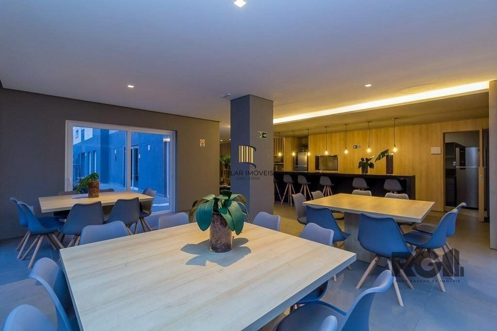 Apartamento no Jardim Lindóia de 2 dormitórios vaga e infra