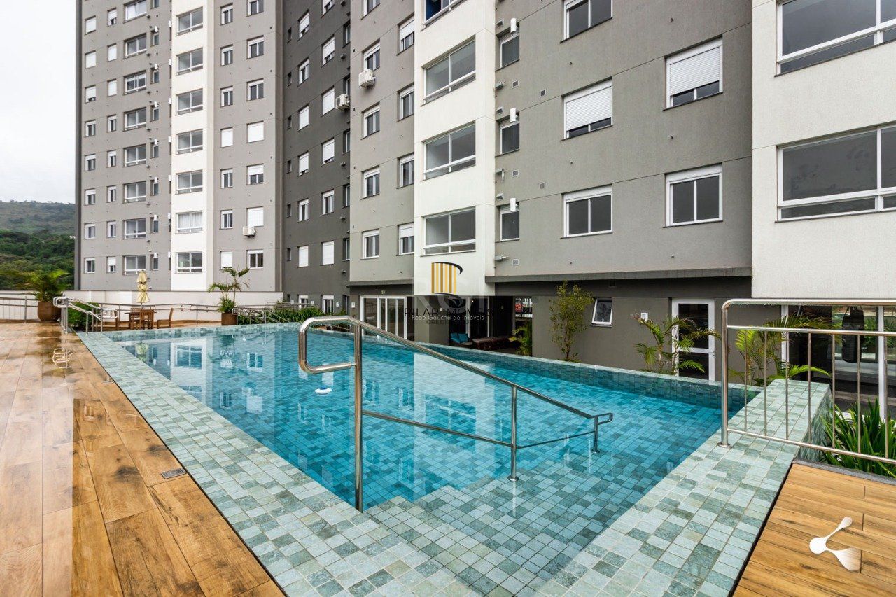 Apartamento no Pertenon de 2 dormitórios vaga e infra