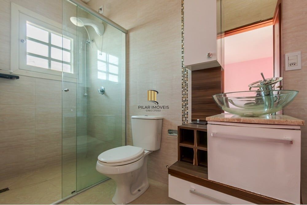 Casa de Condomínio com 3 Quartos à venda, 310m² - Vila Elsa