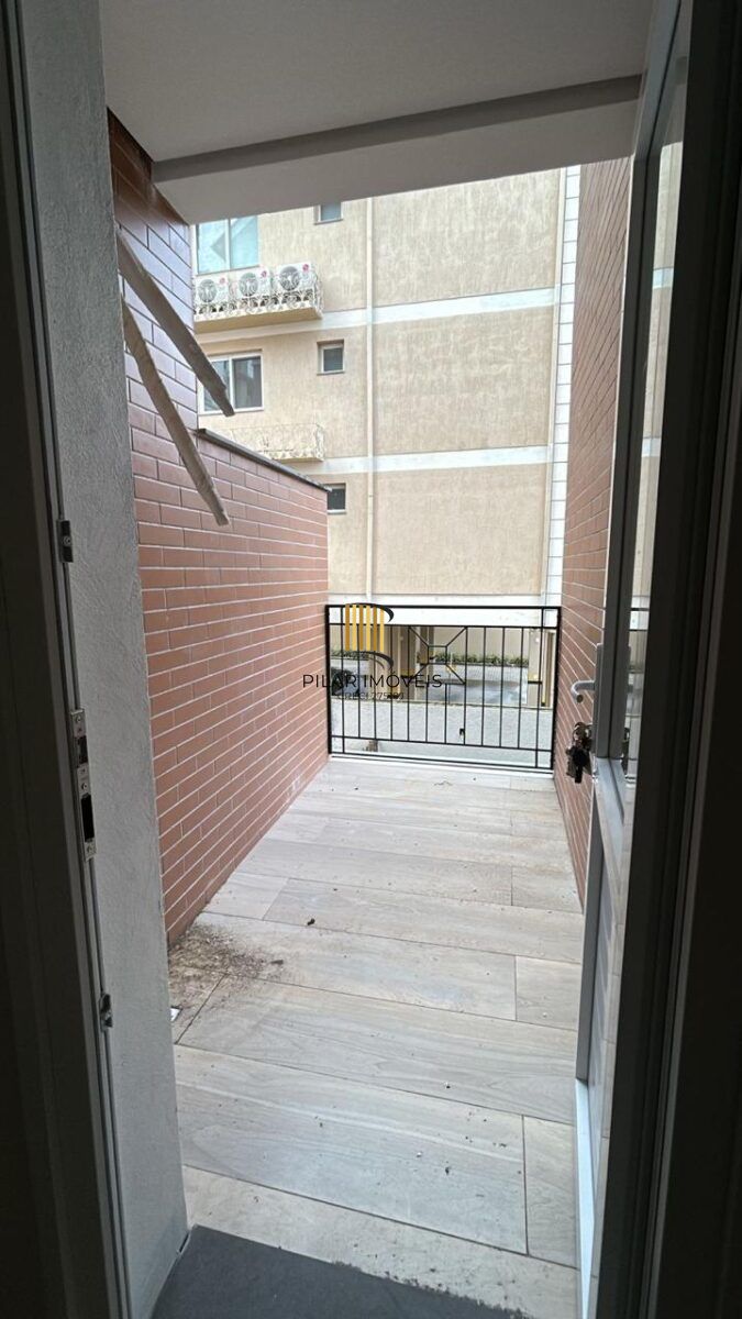 Apartamento no Centro de Canela de 2 dormitórios e vaga