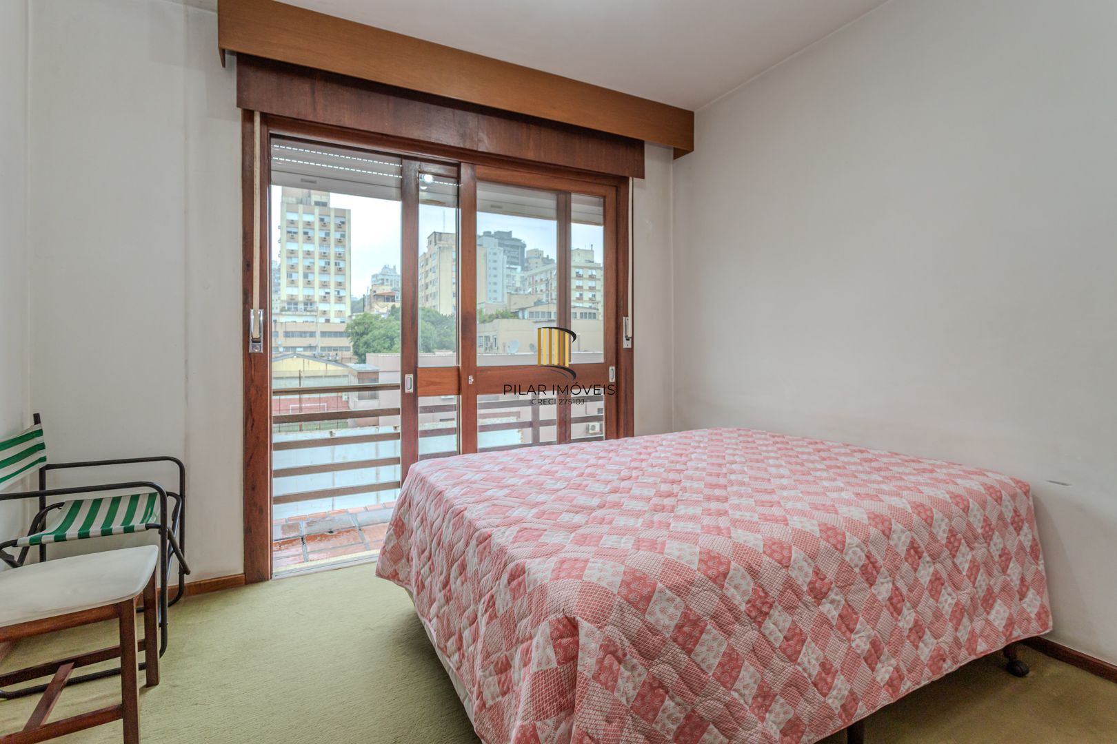 Apartamento no bairro Floresta de 3 dormitórios e vaga