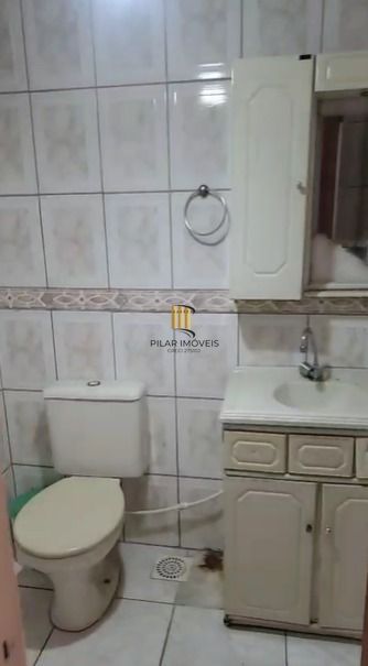 Apartamento no bairro Jardim Lindóia de 2 dormitórios DESOCUPADO