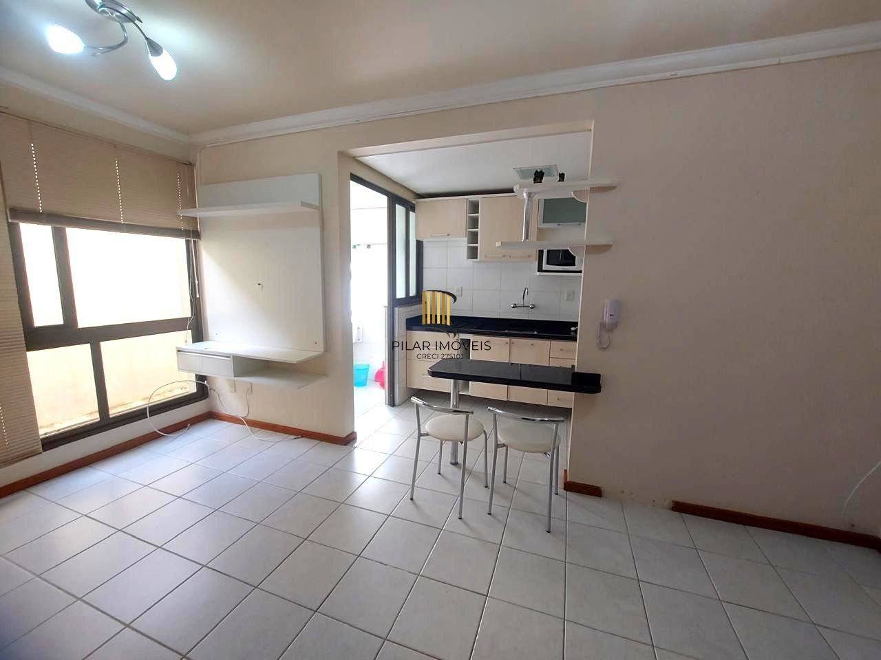 Apartamento no Jardim Botânico de 1 dormitório semi mobiliado