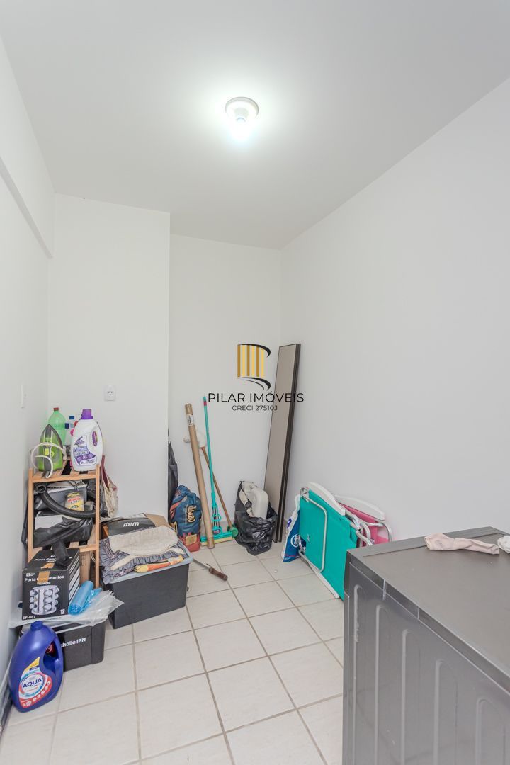 OCASIÃO 3 dormitórios, suíte e vaga, 106m² privativos, por R$ 400 mil