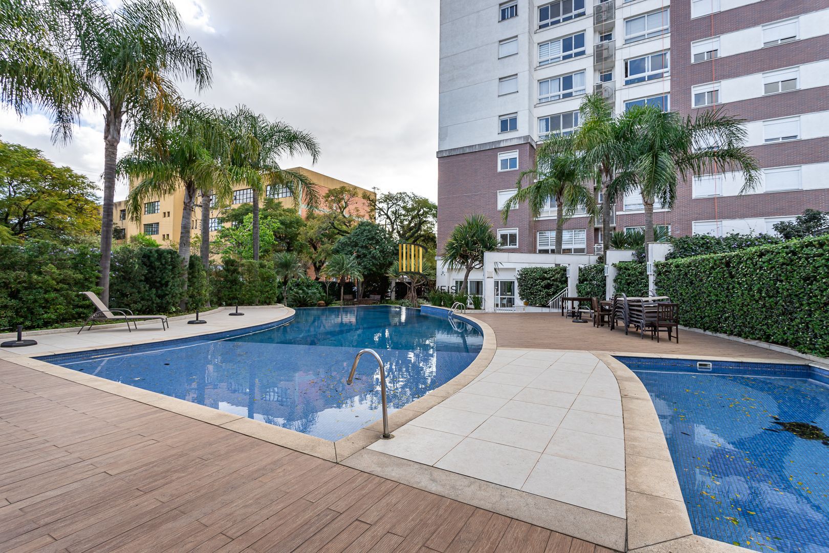 Apartamento 2 dormitórios no bairro Santana