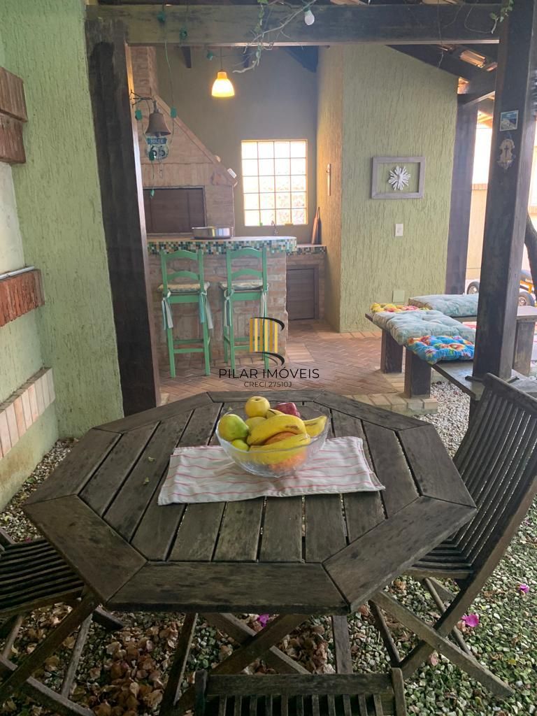 Casa na praia de Atlântida de 4 dormitórios