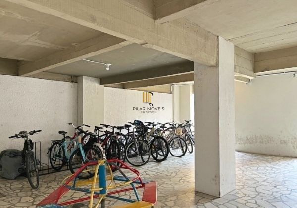 Apartamento no bairro Santana de 3 dormitórios e vaga DESOCUPADO