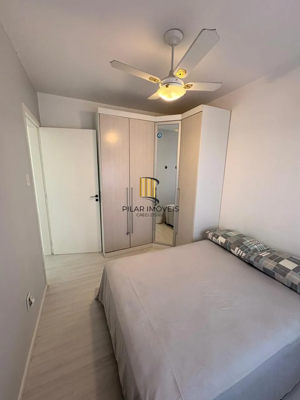 Apartamento no São Sebastião de 1 dormitório e vaga SEMI MOBILIADO