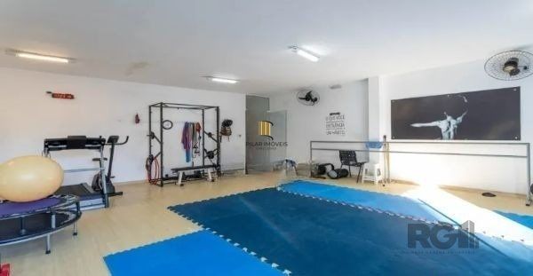 Casa no bairro Petrópolis de 3 dormitórios e 2 vagas