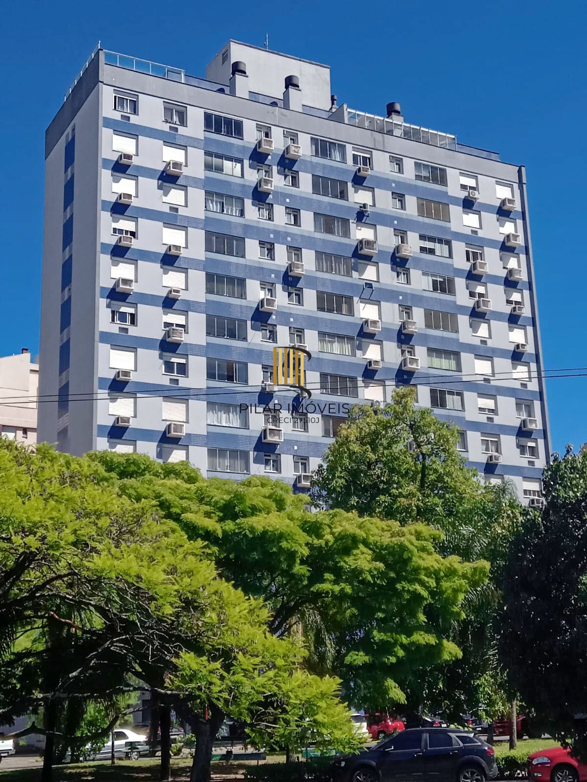 Apartamento na Cidade Baixa de 2 dormitórios e vaga