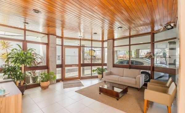 Apartamento no bairro Floresta de 3 dormitórios e vaga