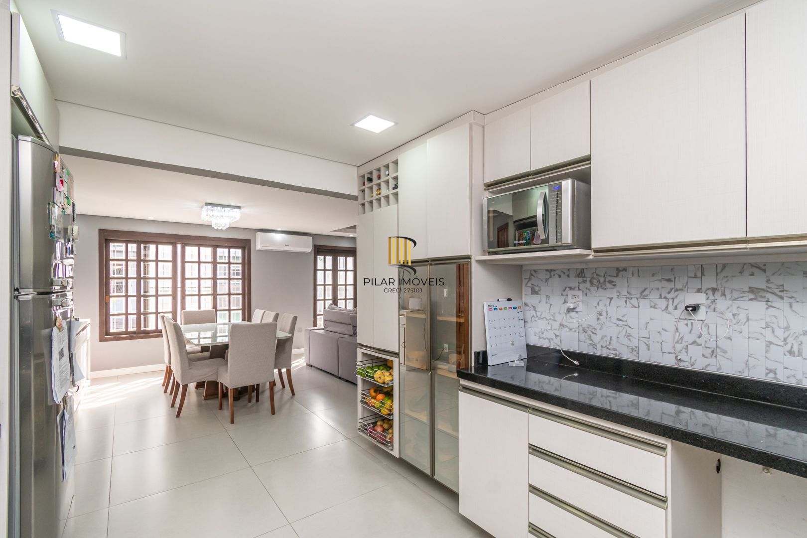 Casa 03 dormit (suíte e closet) e 4 vagas, na Vila Ipiranga, em Porto Alegre, RS