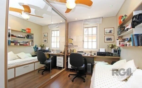 Casa de Condomínio 3 dormitórios no bairro Vila Jardim