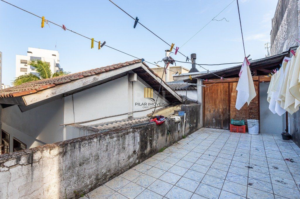 Casa para Venda - 272m², 3 dormitórios, 2 vagas - Santa Cecília