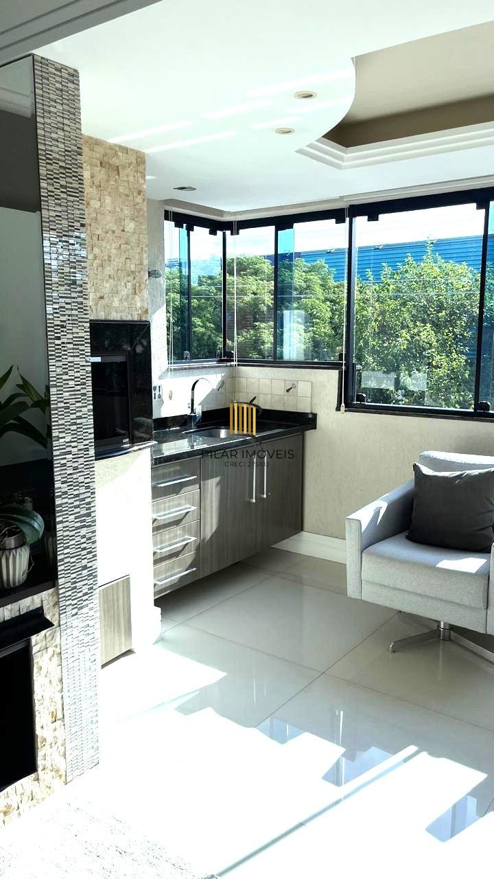 Apartamento de 2 dormitórios e vaga no bairro Santana