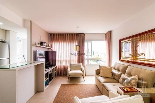 Apartamento  no Menino Deus de 3 dormitórios e 2 vagas