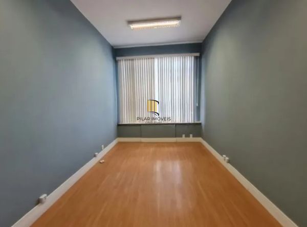 Sala Comercial no Edifício Consórcio no Centro