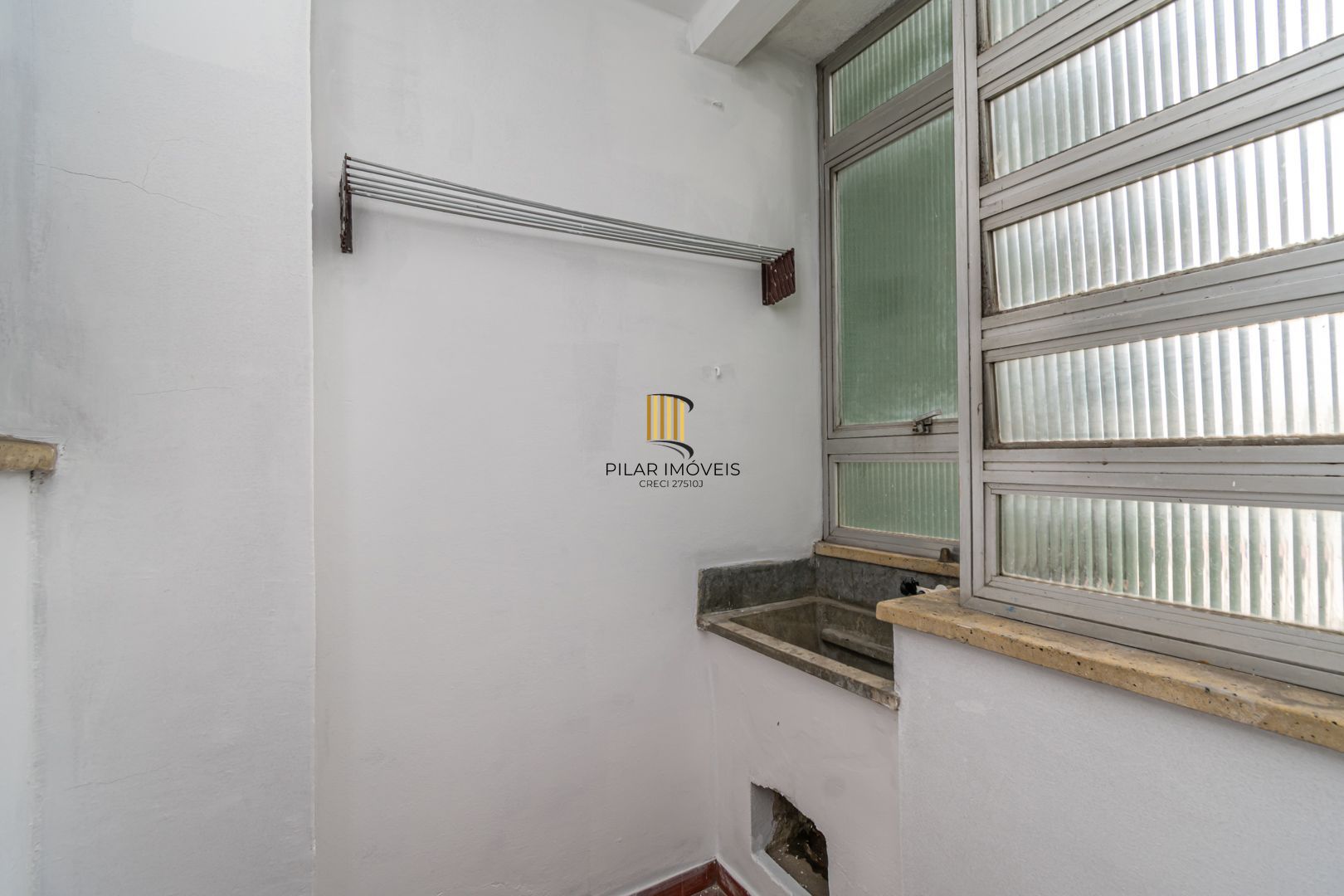 Apartamento 3 dormitórios no bairro Floresta