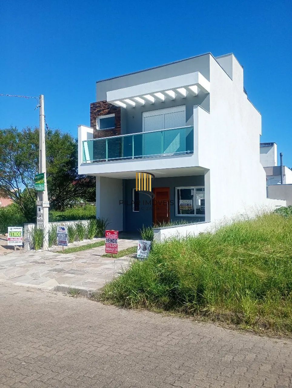 Casa 3 dormitórios no bairro Aberta dos Morros - Pilar Imóveis