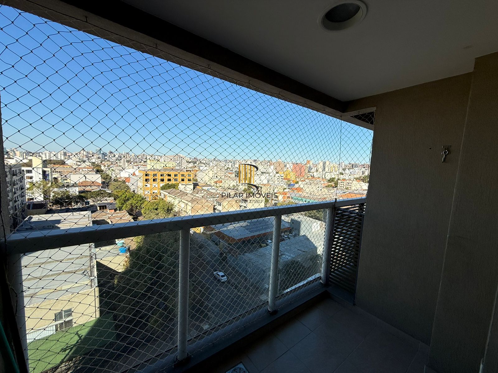 Apartamento de 2 dormitórios e vaga no Rossi Fiateci