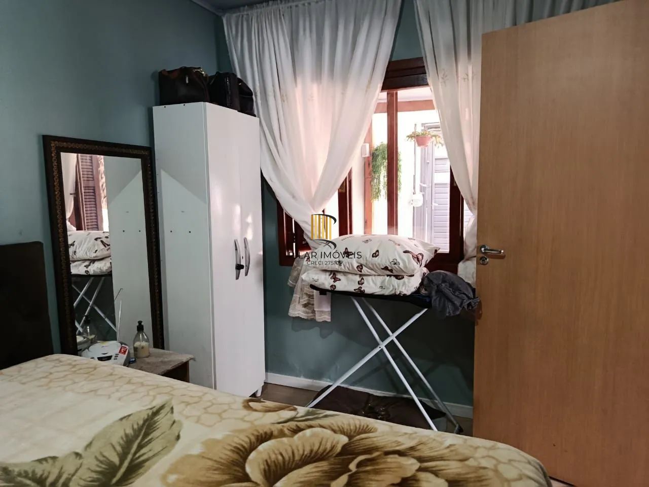 Casa 2 dormitórios no bairro Mário Quintana