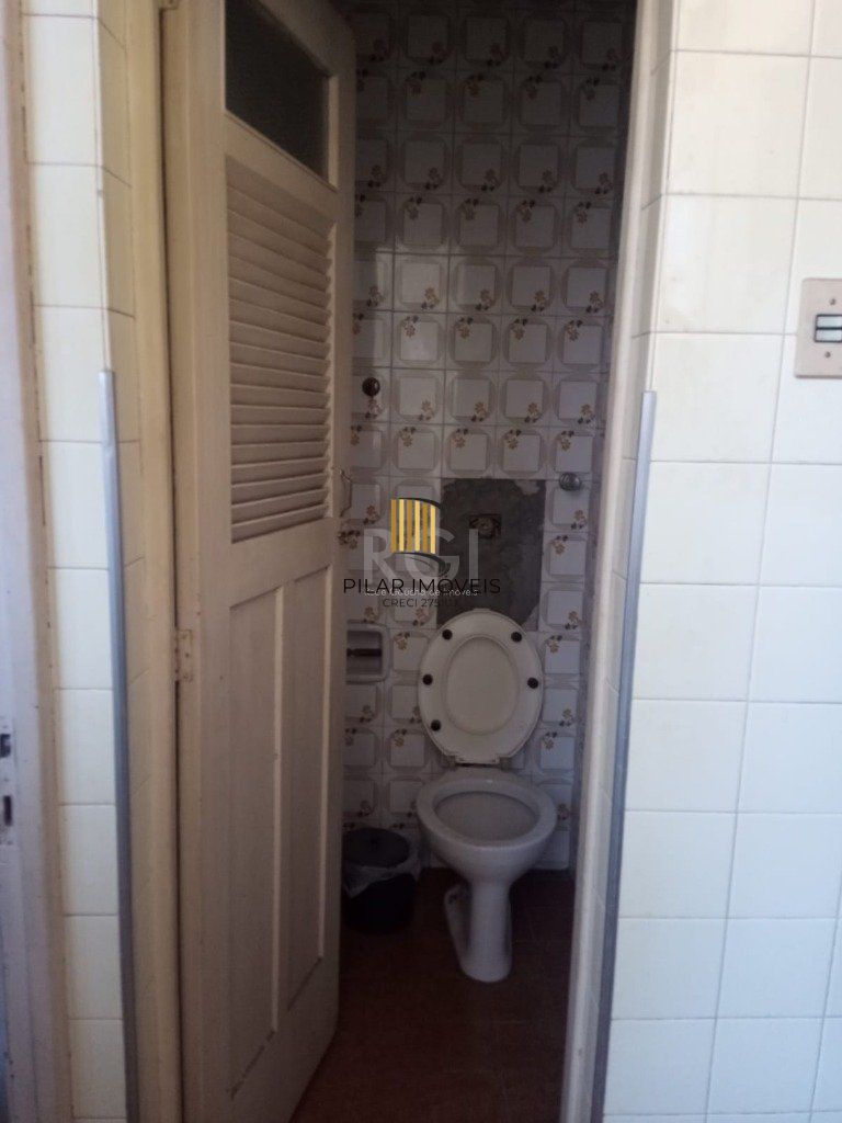 Apartamento no bairro Petrópolis de 3 dormitórios e vaga