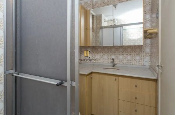 Apartamento no Centro de 1 dormitório DESOCUPADO