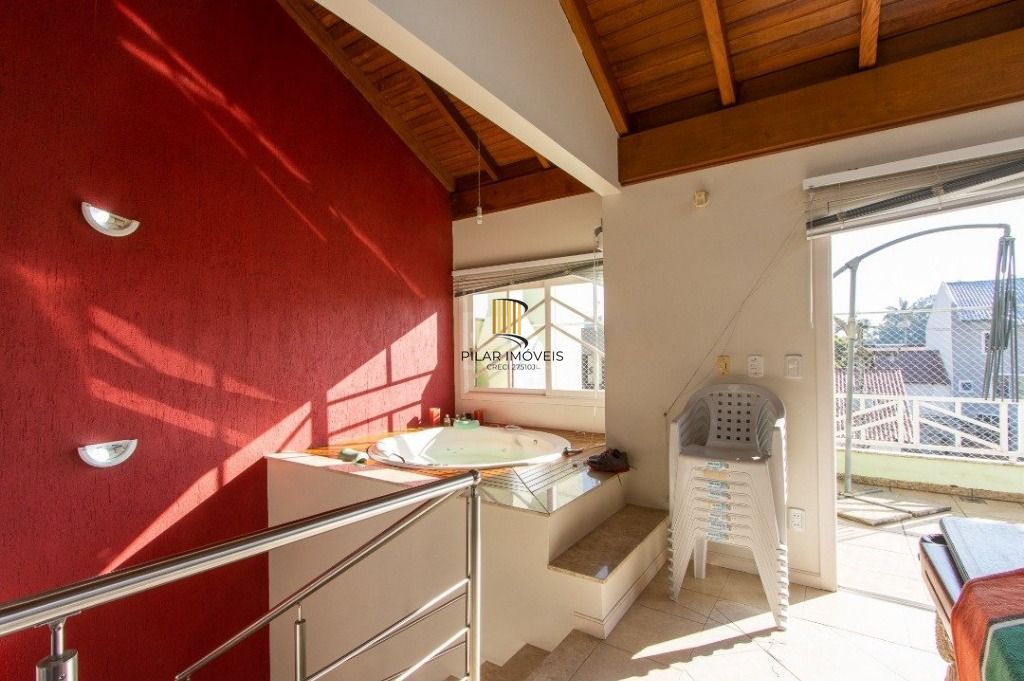 Casa 3 dormitórios no bairro Cristal