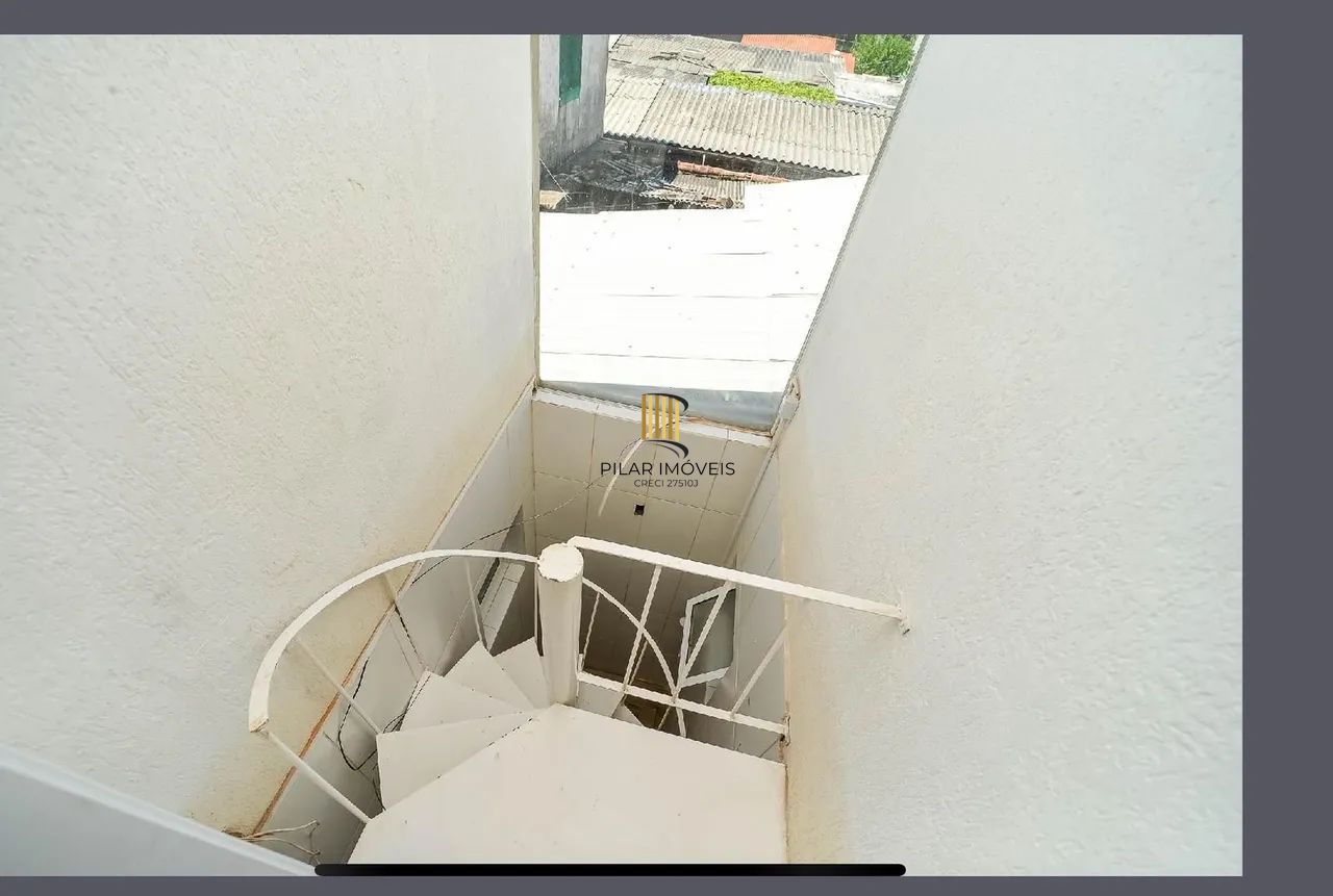 Casa 5 dormitórios no bairro Sarandi