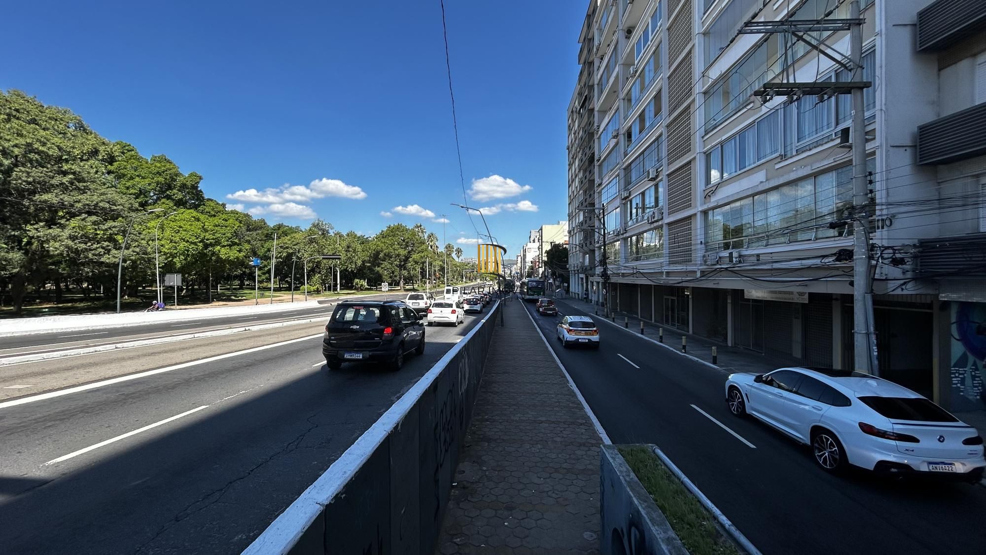 Sala Comercial 1 dormitório no bairro Cidade Baixa