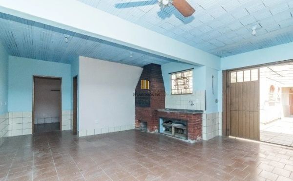 Casa no Sarandi de 4 dormitórios e 4 vagas