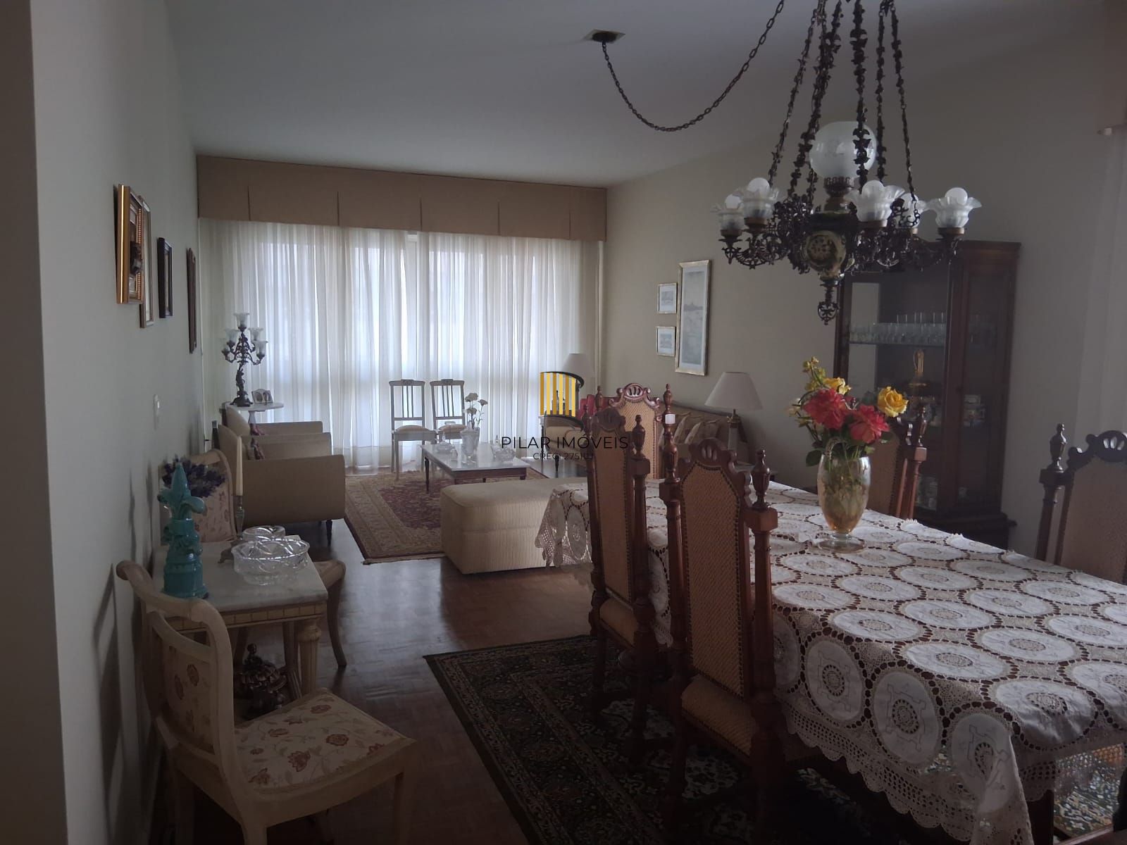 oportunidade, 217m² privativos, 2 vagas e depósito. Apenas R$ 880 mil